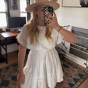 GB Gianni Bini White Flowy Boho Dress